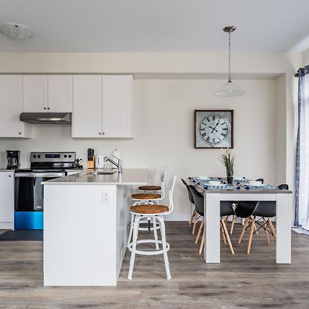 Luxury Townhouse Close To Fairview Casino In Niagara Falls Villa Eksteriør billede