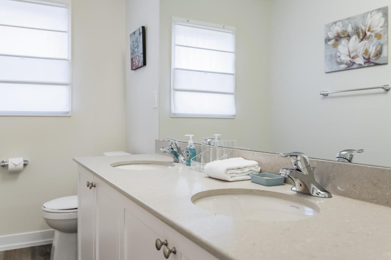 Luxury Townhouse Close To Fairview Casino In Niagara Falls Villa Eksteriør billede