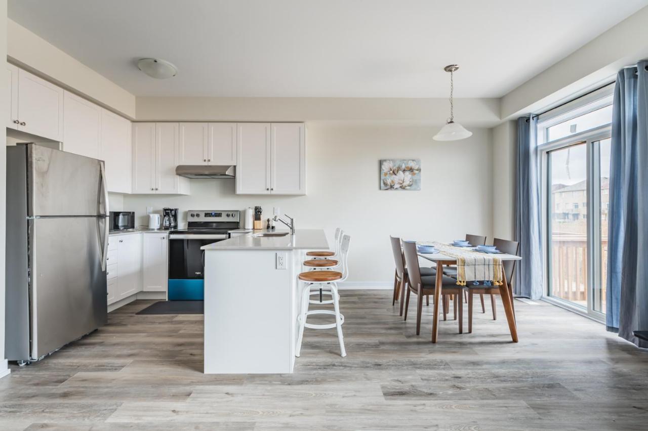 Luxury Townhouse Close To Fairview Casino In Niagara Falls Villa Eksteriør billede