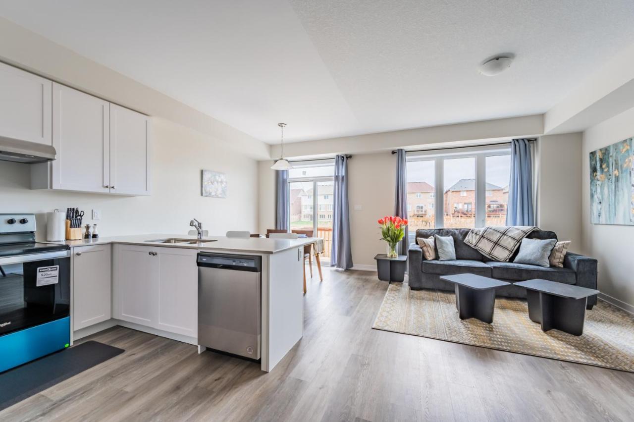 Luxury Townhouse Close To Fairview Casino In Niagara Falls Villa Eksteriør billede