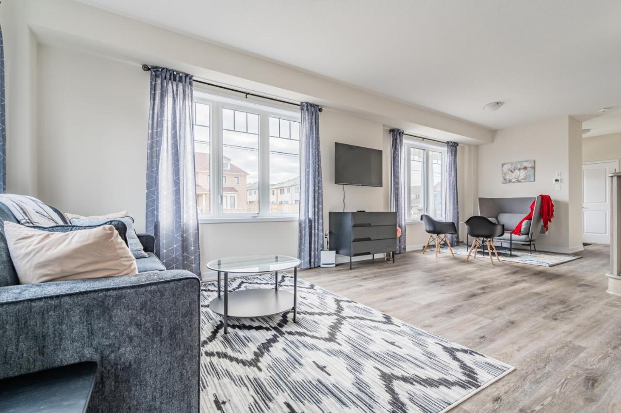 Luxury Townhouse Close To Fairview Casino In Niagara Falls Villa Eksteriør billede